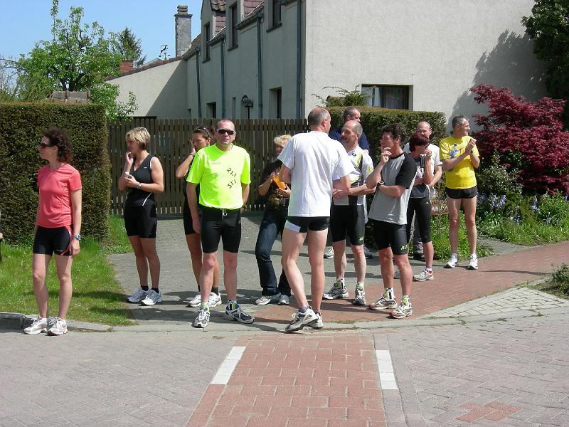 051.jpg